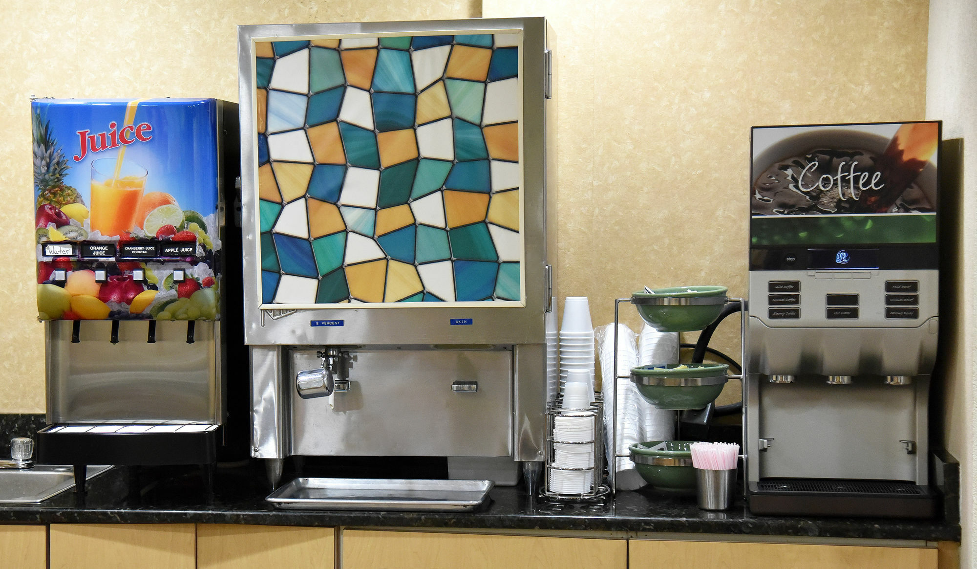Quality Inn & Suites Near I-480 And I-29 Council Bluffs Bagian luar foto